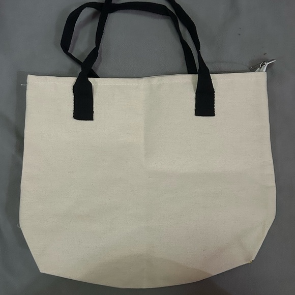 Disney Character Tote Bag - Multicolor new without tags - Picture 2 of 5